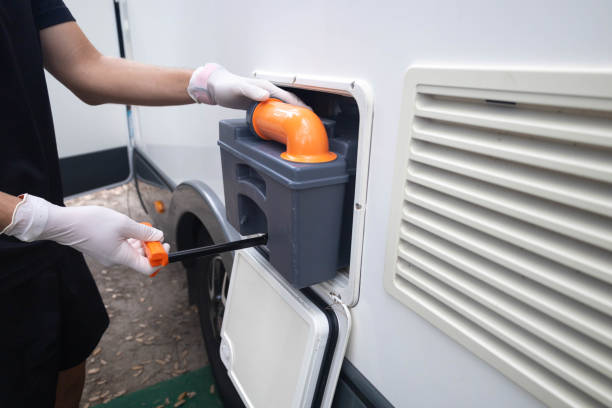 Portable Toilet Options We Offer in Arlington Heights, PA